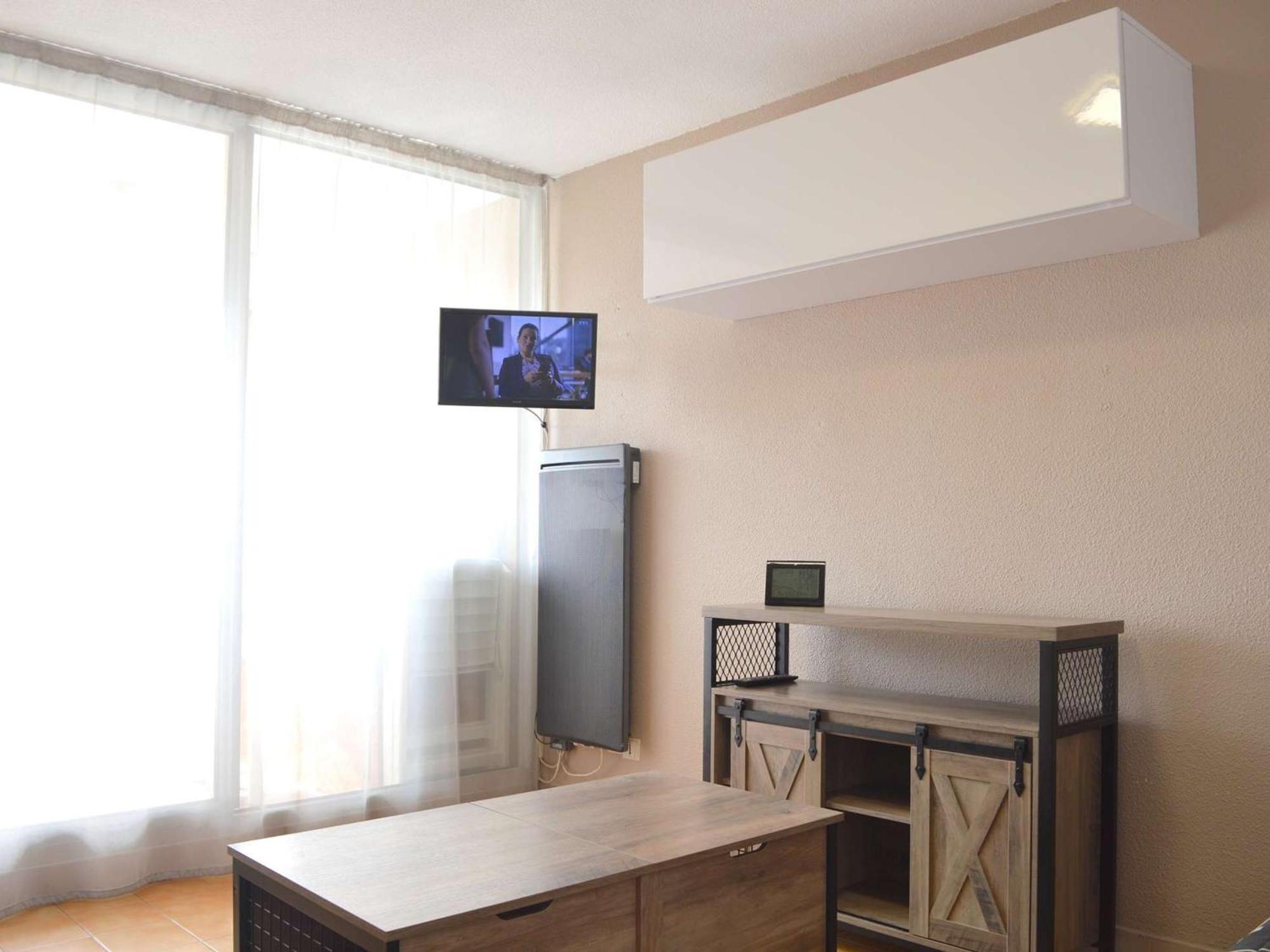 T2 Avec Piscine, 4 Couchages, Proche - - Fr-1-229b-97 *